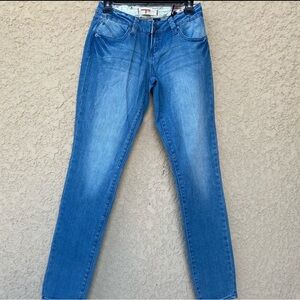 T Five Light Blue Slim Fit Jeans NWT | Size 7 Juniors | Premium Stretch Denim